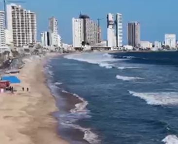Alertan-por-mar-de-fondo-y-aumento-de-oleaje-en-playas-de-Mazatlan-piden-extremar-precauciones