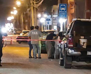 Adulto-mayor-encontrado-sin-vida-en-automovil-en-la-colonia-Vicente-Solis-Merida