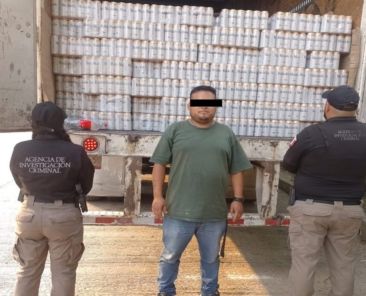 FGR-asegura-en-Huimanguillo-Tabasco-un-tractocamion-con-alrededor-de-80000-latas-de-probable-procedencia-ilicita
