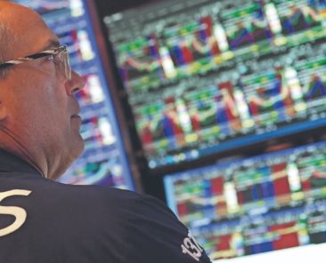 Mercados-16-de-julio-de-2026-Wall-Street-cierra-en-rojo-por-retroceso-de-tecnologicas