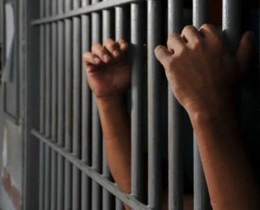 Trabajador-del-Sistema-Penitenciario-de-CDMX-denuncia-retencion-de-salario-y-presiones-para-renunciar