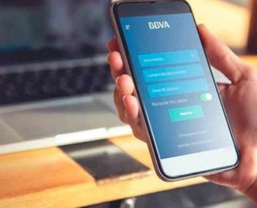 Usuarios-reportan-fallas-en-las-apps-de-Banamex-y-BBVA-problemas-digitales-se-multiplicaron-el-23‑24-de-julio-de-2026