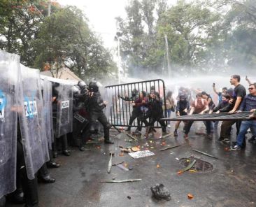 cndh-pide-a-jalisco-garantizar-el-derecho-a-la-protesta-tras-marcha-por-el-agua