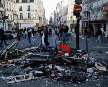 francia-amanece-entre-destrozos-y-saqueos-tras-las-protestas-del-17-de-octubre