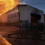 muere-vocalista-de-bronco-y-su-banda-tras-explosion-en-una-bodega-de-solventes-en-leon